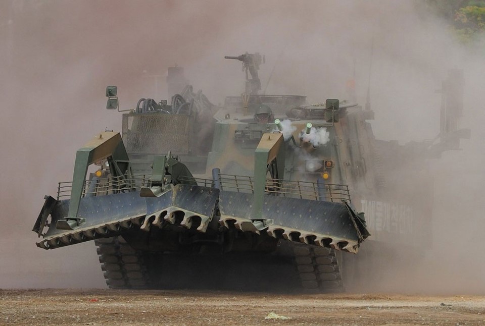 K600 South Korean Mine Clearer (D)